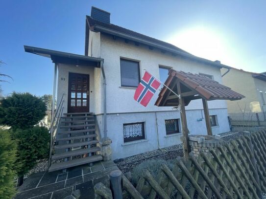 großzügiges Einfamilienhaus auf kleinem Grundstück!