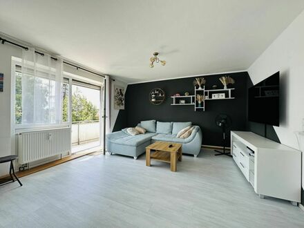 Katip | renovierte 3,5-Zimmerwohnung in Bärenkeller *mit Küche und Südbalkon