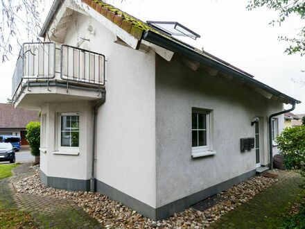 Doppelhaushälfte mit 2 Eigentumswohnungen in schöner, ruhiger Randlage in Ober-Ramstadt OT
