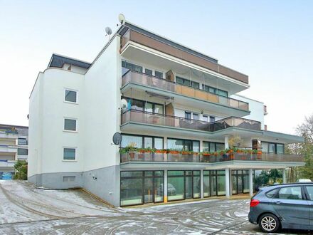 Kapitalanlage: Stadtnahes Wohnen in idyllischer Umgebung! 3-Zimmer-Wohnung mit Balkon und Stellplatz