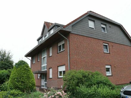 Nienburg-Alpheide: gut vermietete, helle und gepflegte 2 Zi. Eigentumswohnung mit Loggia und Garage