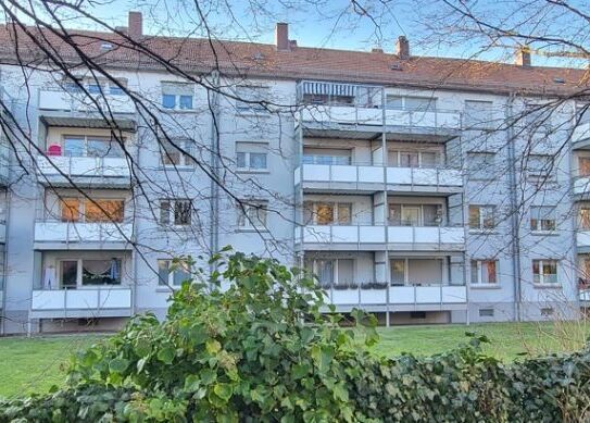 2,5 Zimmer, Küche, Bad mit Balkon Eigentumswohnung in Pirmasens zu verkaufen!