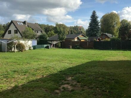 Grundstück in zweiter Reihe inkl. Baugenehmigung für Stadtvilla + fertige Planung