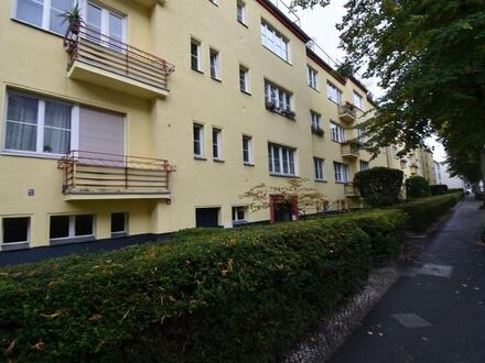 Sanierte 2 Zi.-Whg. im denkmalgeschütztem Objekt