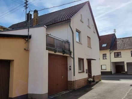 Freistehendes Zweifamilienhaus mit Ausbaureserve in Weinsheim bei Bad Kreuznach