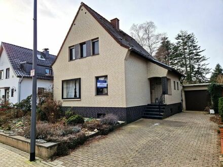 freistehendes Einfamilienhaus mit Garage und großem Garten in ruhiger Lage von Kreuzau Stockheim