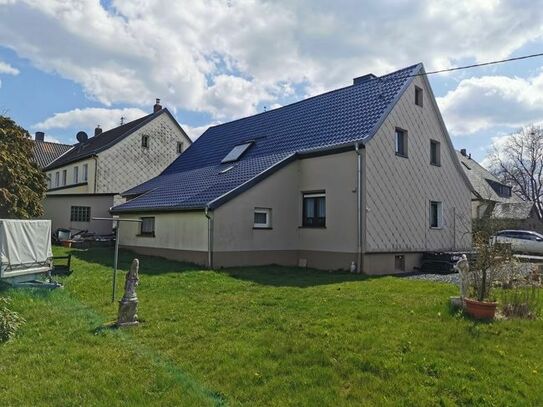 Geräumiges Wohnhaus mit Garten und Garage Nähe der Belgischen Grenze