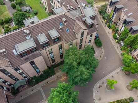 Renovierte, helle 3-Zi. ETW in Düsseldorf-Wersten (Düsseldörfchen) * S/O-Loggia * Hochparterre * ca. 84,94 m² Wfl. * Wa…