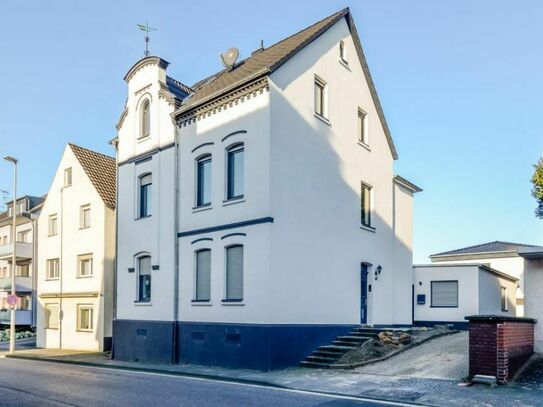 1-2- Familien-Stadthaus mit Dachterrasse * Sanierung 2021 * Grundstück in Teileigentum * 2 Küchen * 3 Bäder