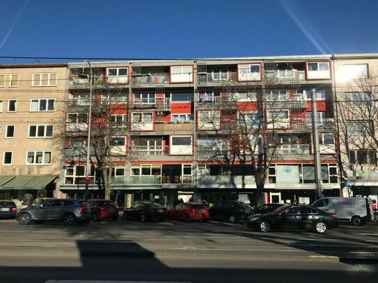 Klein aber fein: Bürofläche mit Balkon am Rudolfplatz