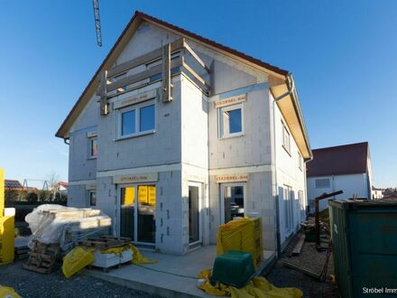 Moderne und großzügige Doppelhaushälften im schönen Heckenacker zu kaufen - Neubau