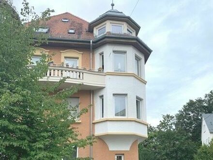Traumaussicht inklusive! 5-Zi-Altbauwohnung in Stuttgart-West mit Dachterrasse und EBK! Objekt-Nr. 2651
