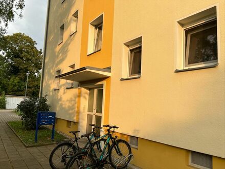 AREAS: Vermietete 3-Raum-Wohnung mit Balkon in Strehlen zu verk.