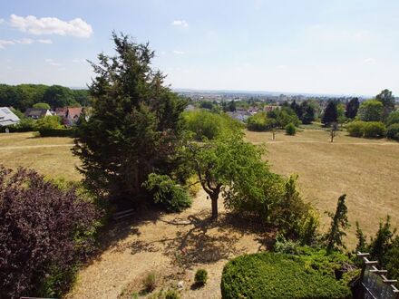 FRIEDRICHSDORF: Einfamilienhaus mit Traumgrundstück in Dillingen!