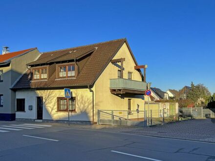 Gepflegtes Einfamilienhaus mit angrenzendem Abrissgrundstück zur weiteren Bebauung in Reilingen