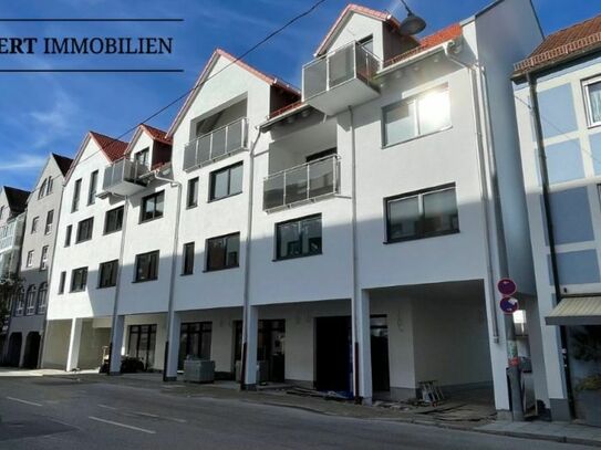 WEIGERT: *ERSTBEZUG* Exklusive 2-Zimmer-Wohnung mit Balkon & TG-Stellplatz in FFB