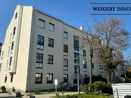 WEIGERT: Gepflegte, ruhig und doch zentral gelegene 2-Zimmer-Wohnung mit TG & Balkon in Germering