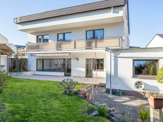 Süd-Terrasse und Garage in ruhiger Lage