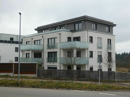 Neuwertige Penthouse-Wohnung in der Wohnanlage "Kochertalblick"