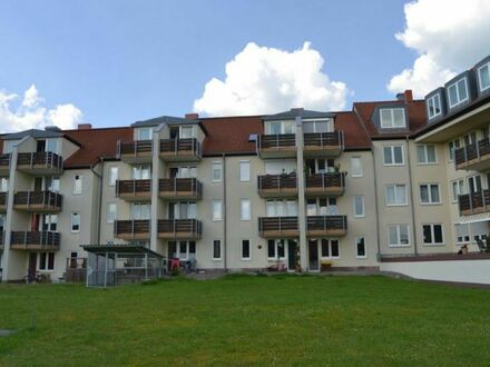 Gepflegte 2-Zimmer-Wohnung mit Süd-Balkon in beliebter Wohnanlage von Bayreuth
