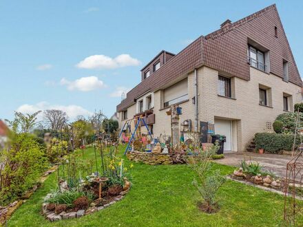 Traumhafte 3-Zimmer Eigentumswohnung mit Balkon, Garage und Garten in Bestlage von Arnsberg-Bergheim