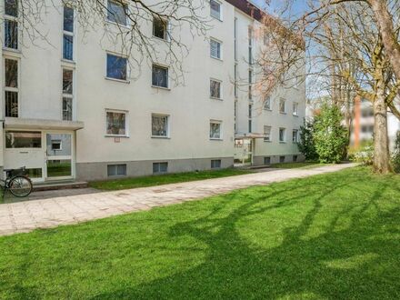 Charmante und helle 3-Zimmer-Eigentumswohnung mit großer Wohnküche in München-Aubing