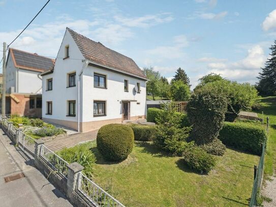 Verträumtes Einfamilienhaus in Göhren-Gödern nahe Altenburg