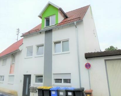 ** Vollvermietetes Zweifamilienhaus in Burgau ** Kaltmiete mtl. 2.200,--€