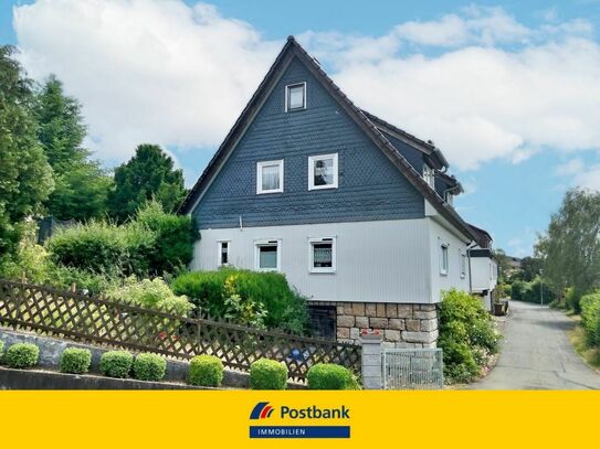 Idyllisches Familiendomizil mit Ederblick und viel Platz auf großem Grundstück