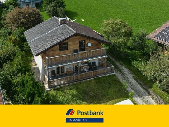 Ökologisch modernisiertes Einfamilienhaus mit Bergblick.