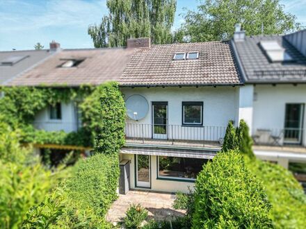 Kleines RMH in sehr ruhiger und zentraler Lage, eingewachsener Südgarten, ideal für Familien