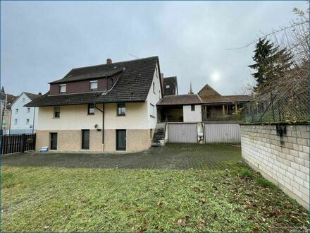 Haus mit mega großem Grundstück in zentraler Wohnlage von Pfinztal-Wöschbach! **provisionsfrei**