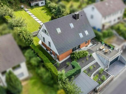 Hier bleiben keine Wünsche offen: Sanierte Villa in ruhiger Lage von Kitzingen