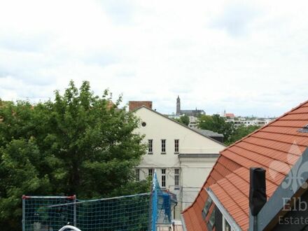 Loftartige Maisonettewohnung mit Dachterrasse - Blick zum Dom-Individualisten wohnen in der Altstadt