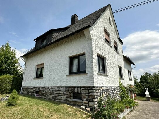 Familienfreundliches Wohnhaus in guter Lage von Ransbach-Baumbach