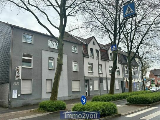 Ständig aktualisiertes und modernisiertes Wohn-Geschäftshaus in Gladbeck zu verkaufen. Gute Rendite!