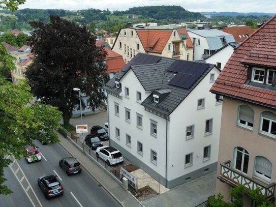 AN DEN STADTMAUERN - BÜROEINHEIT MIT VIEL CHARME IN TOPSANIERTEM ALTBAU ZUM ERSTBEZUG: