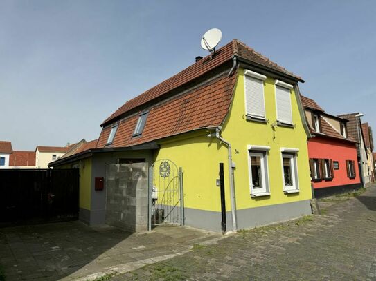 Einfamilienhaus mit Garten