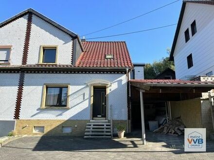 Schönes 1-2 Familienhaus mit Garten, Garage und Carport in Völklingen- Lauterbach