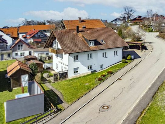 * I Sehr solides und großes Einfamilienhaus mit Einliegerwohnung in Argenbühl-Eisenharz