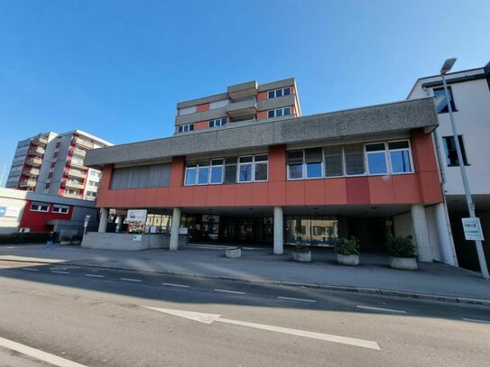 Ravensburg - Zentrumsnähe
Multifunktionale Büro- /Praxisräume in exponierter, werbewirksamer Stadtlage