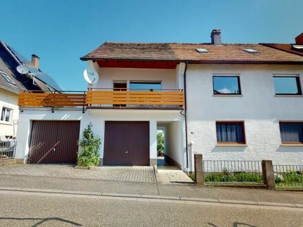 Vielseitige Doppelhaushälfte mit 2 Wohneinheiten und schönem Gartengrundstück, Ettl.-Schöllbronn