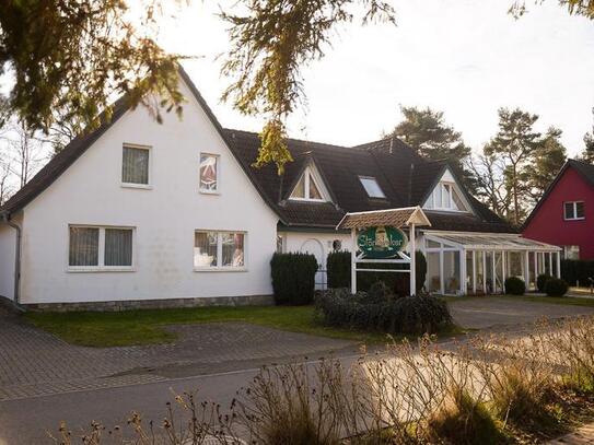 Pension mit Restaurant in ruhiger Seitenstraße