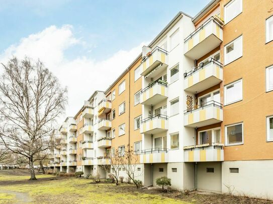 Toll gepflegte vermietete 3-Zimmer Wohnung in Berlin Siemensstadt