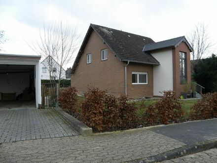 Erdgeschosswohnung in einem Zweifamilienhaus