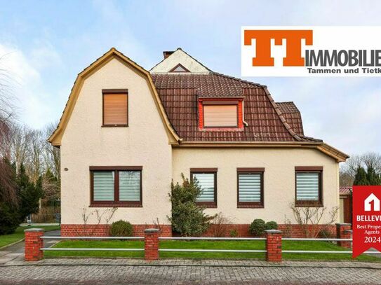 TT bietet an: Zwei Wohnhäuser mit 6 Wohneinheiten auf großem Grundstück in WHV-Aldenburg - Ideal als Mehrgenerationenha…