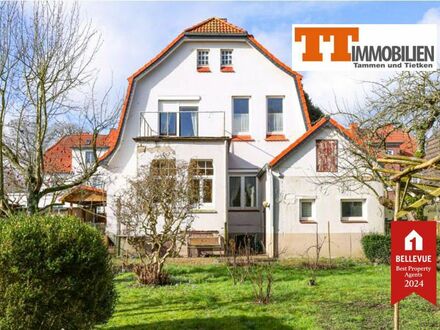 TT bietet an: Großes freistehendes Haus mit 7 Zimmern auf herrlichem Grundstück!