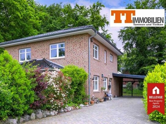 TT bietet an: Hochwertiges Einfamilienhaus mit Carport in Schortens!