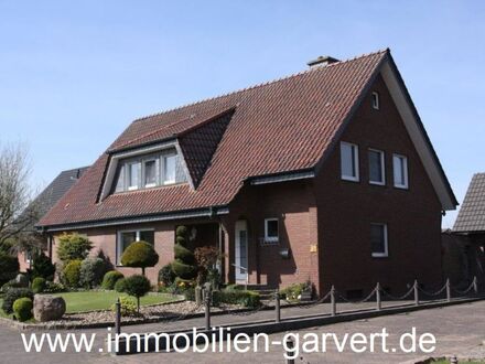 Schönes Einfamilienhaus mit Anbau im Doppelhausstil mit 2 Gärten, Garage, Carport, ruhige Lage in Borken-Weseke
