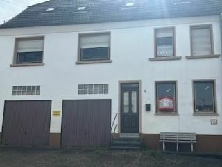 Handwerkerhaus: geräumiges Einf.-Haus in Eppelborn-Dirmingen